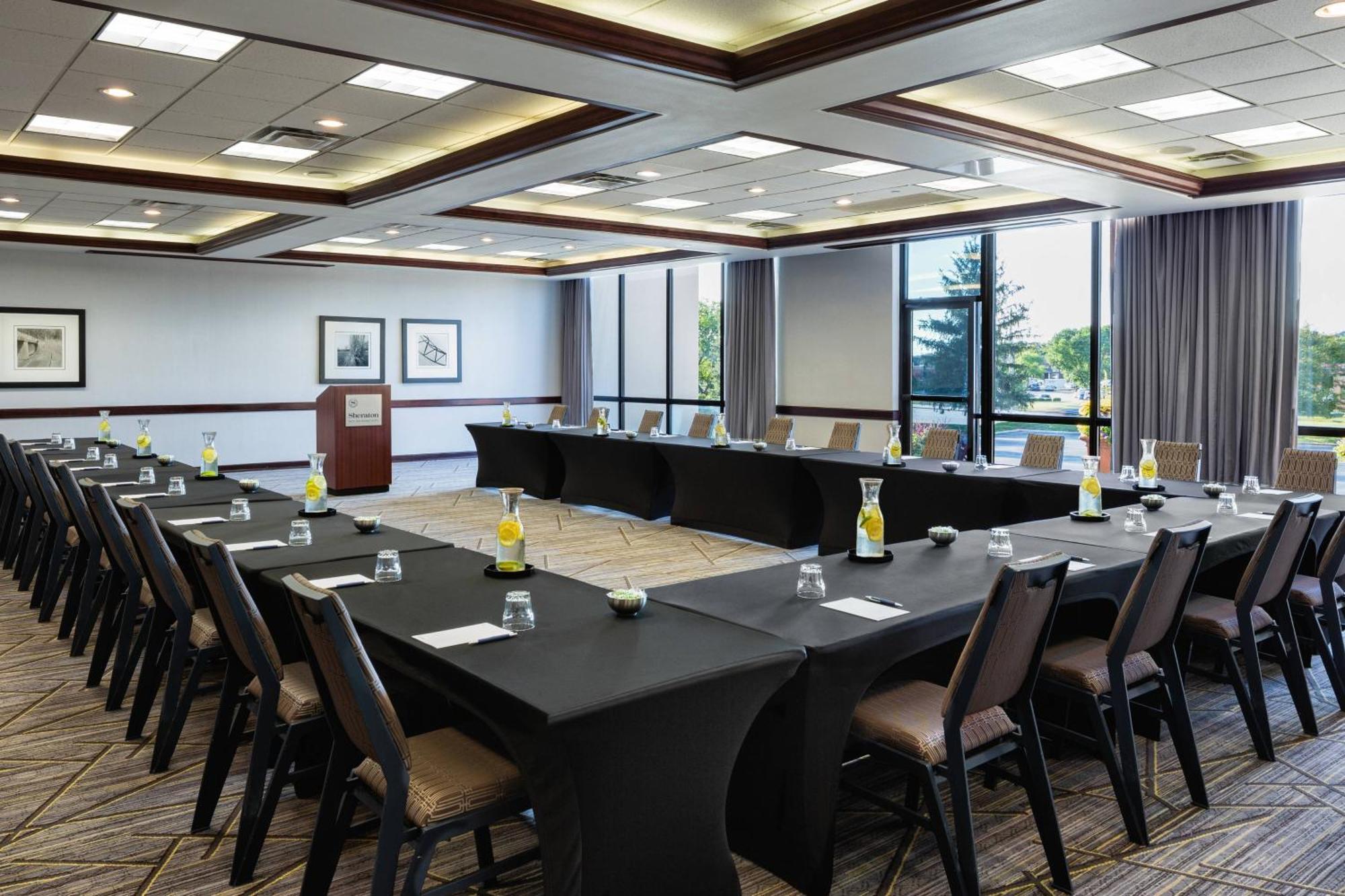 Sheraton West Des Moines Kültér fotó